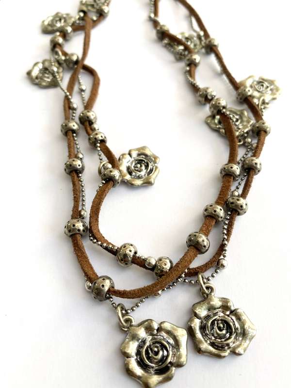 Necklace - Leather Tong and Silver Colour Chain With Pretty Silver Flowers Hanging Off Chain #ML1706