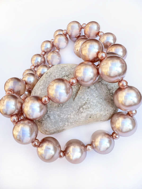Necklace - Chunky Rose Gold plastic beads with small Rose Gold Beads in between ML1733