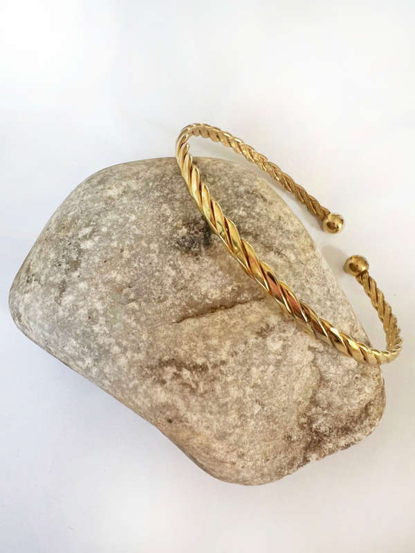 Bangle - Gold Tone Twisted Design with an Open End ML1737