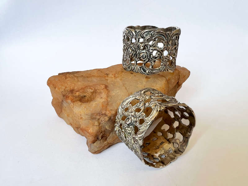 Rings - Pair of Small Napkin Rings 835 Silver ML1740