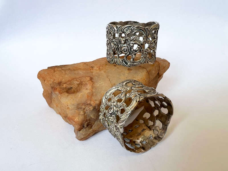 Rings - Pair of Small Napkin Rings 835 Silver ML1740