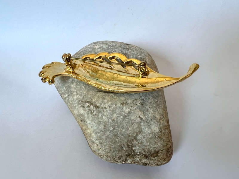 Brooch - Gold Plated Leaf Design with Green Shade ML1741