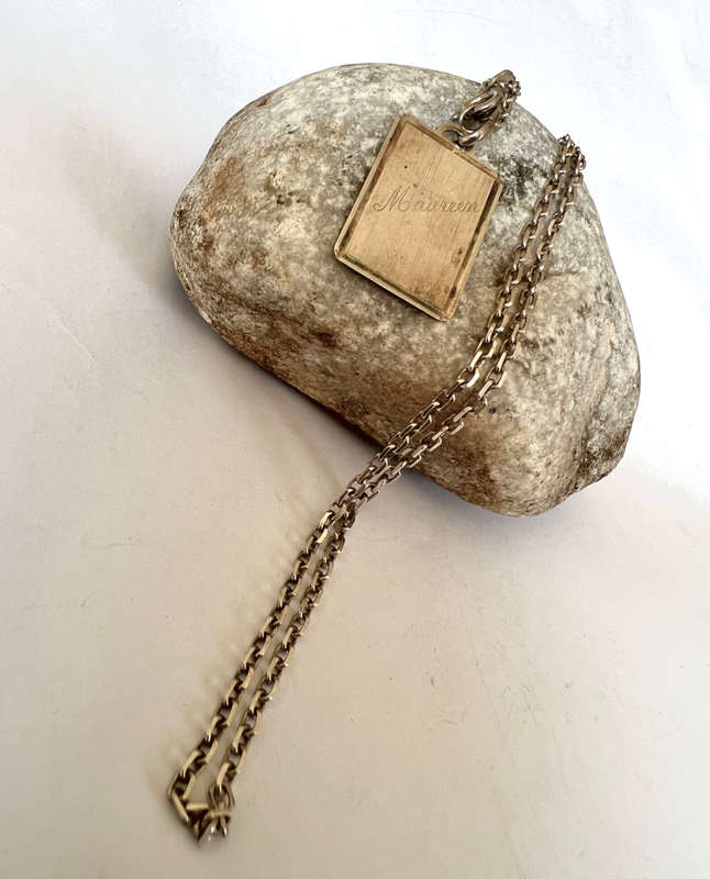 Necklace - 925 Silver Italy. Rectangular Pendant. Has the name Maureen on the back of the Pendant...