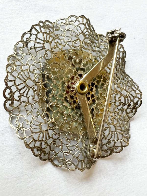 Brooch- Dainty Filigree Silver Tone Design with Mother of Pearl Centre ML1762