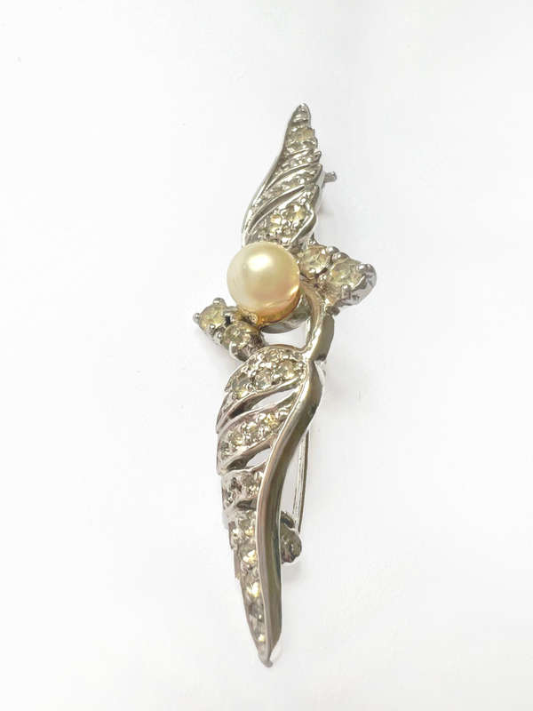Brooch - England Stamped Silver Tone Pin. Filigree with 4 Diamond Shaped Clear Stones with Pearl ...