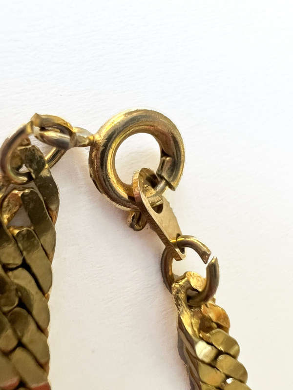 Necklace - Thin Neck Chain. Gold Tone Choker, Snake Skin Design ML1791