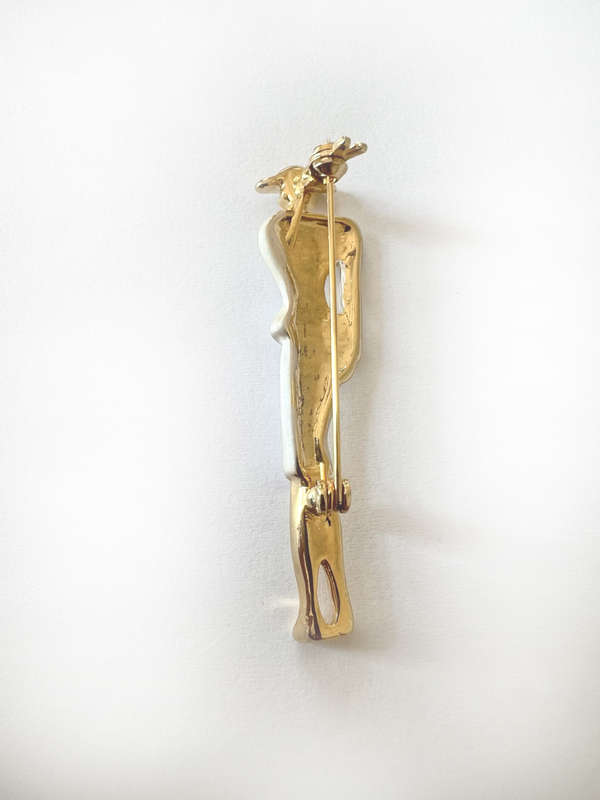 Brooch - Classy Lady with Pearly Enamel Painted Clothes ML1807