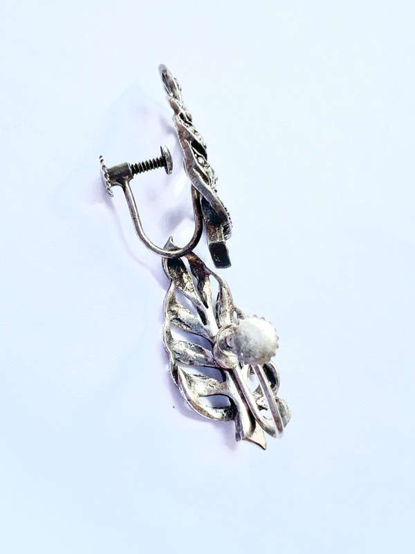 Earrings - Vintage Marcasite Leaf Shape Screw Ons ML1850