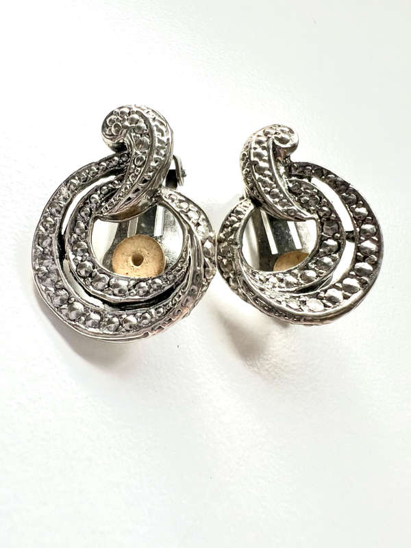 Earrings - Silver Tone Vintage Marcasite Clip Ons ML1861