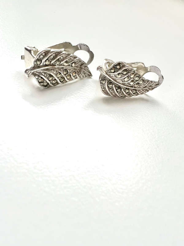 Earrings - Vintage Small Leaf Shape. Marcasite Silver Tone ML1866