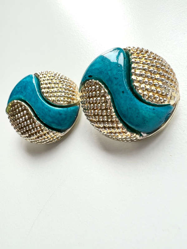 Earrings - Vintage Light Weight Silver/Gold/Turquoise Inlay ML1870