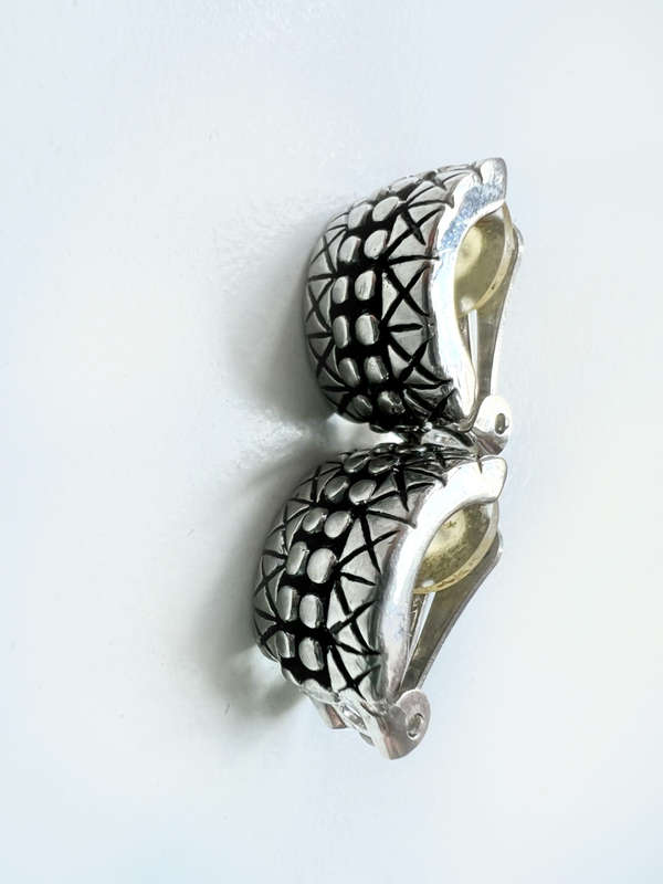 Earrings - Small Vintage Huggie Design. Clip Ons ML1909
