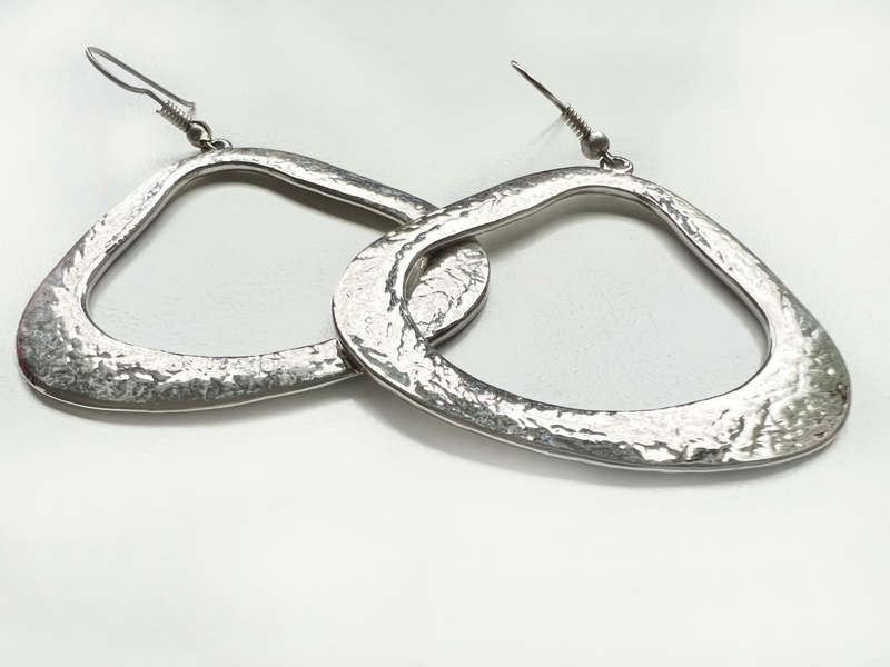 Earrings - Vintage Silver Tone Triangular Hoops. For Pierced Ears ML1893