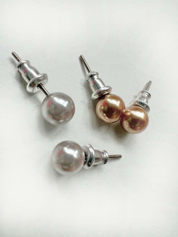Earrings - Studs. 1x Pair Silver Colour. 1x Pair Gold Colour ML1896
