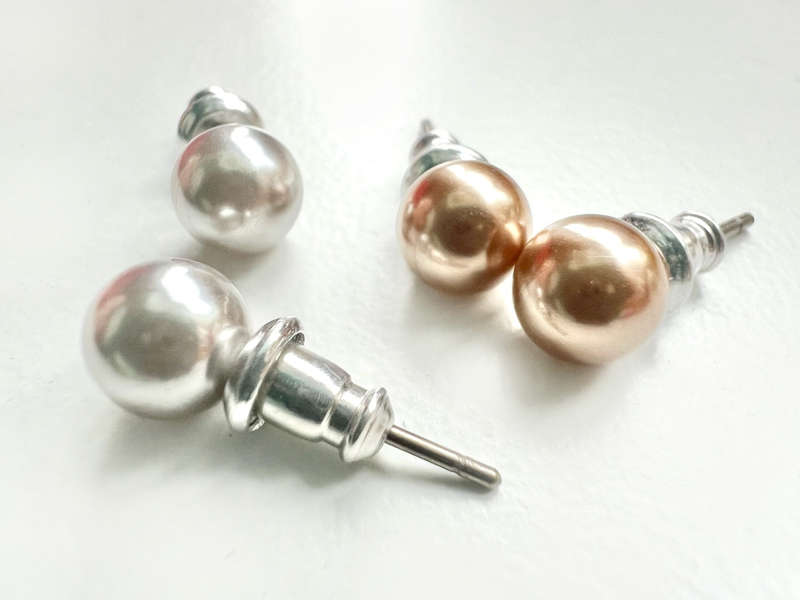 Earrings - Studs. 1x Pair Silver Colour. 1x Pair Gold Colour ML1896