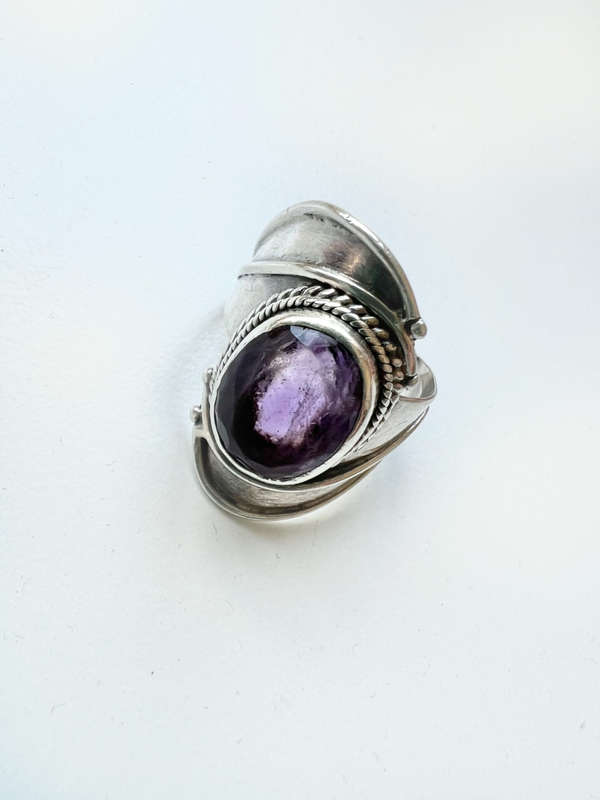 Ring - 925 Silver with Purple Centre Bead ML1899