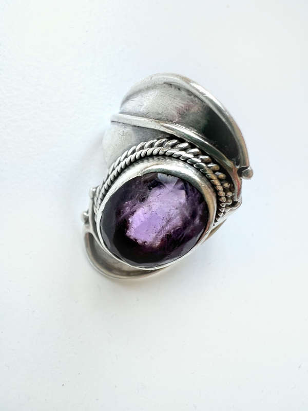 Ring - 925 Silver with Purple Centre Bead ML1899