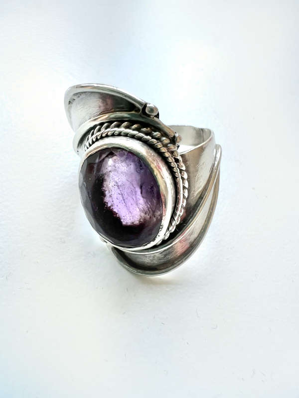 Ring - 925 Silver with Purple Centre Bead ML1899
