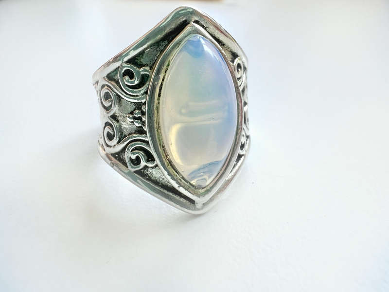 Ring - Vintage with Large Opal Stone. Engraved Pattern on Band ML1903