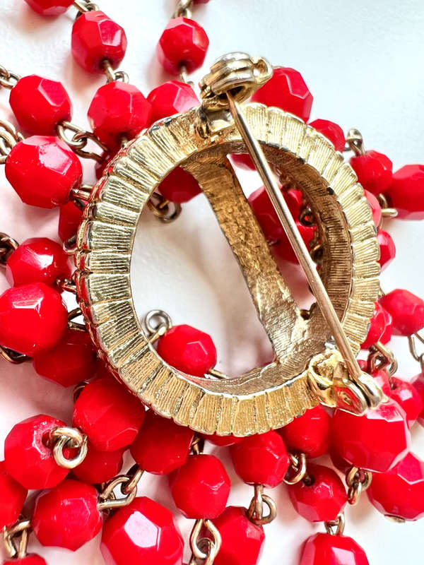 Brooch - Vintage Gold Tone, Circle Chandelier with Dangles ML1917