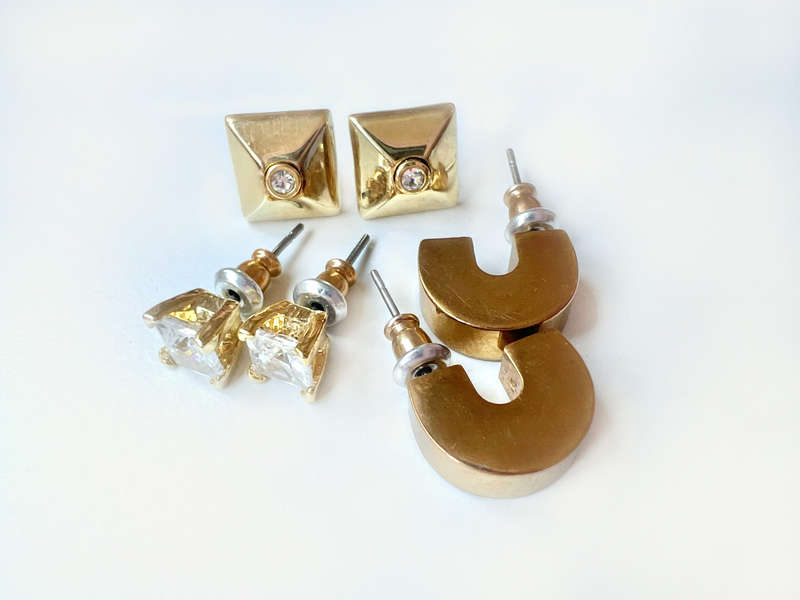 Earrings - For Pierced Ears. 3x small Assorted Gold Tone Pairs ML1935