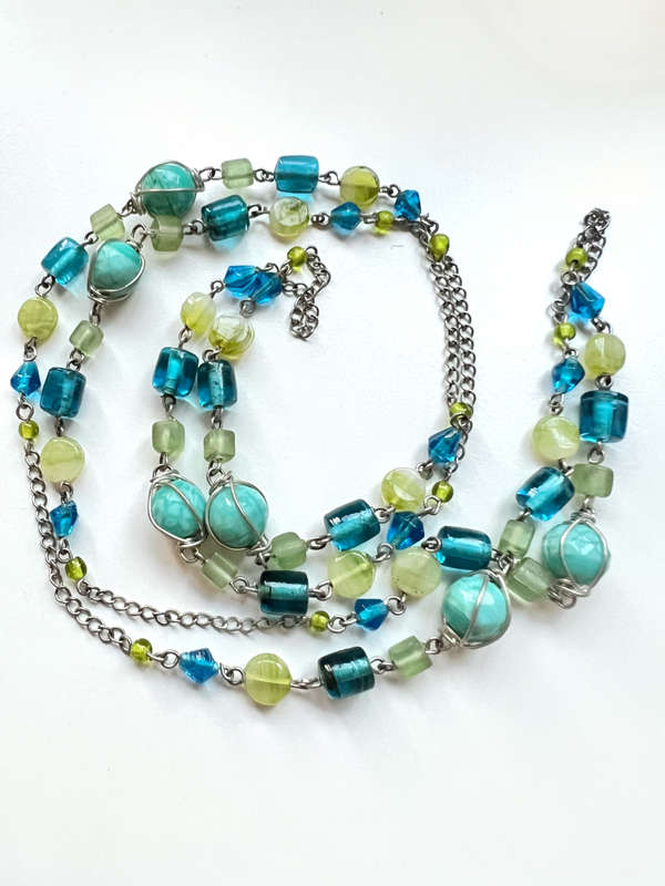 Necklace - Vintage MultiColour Irregular Shape Glam Beads with Silver Tone Chain in between Sets ...
