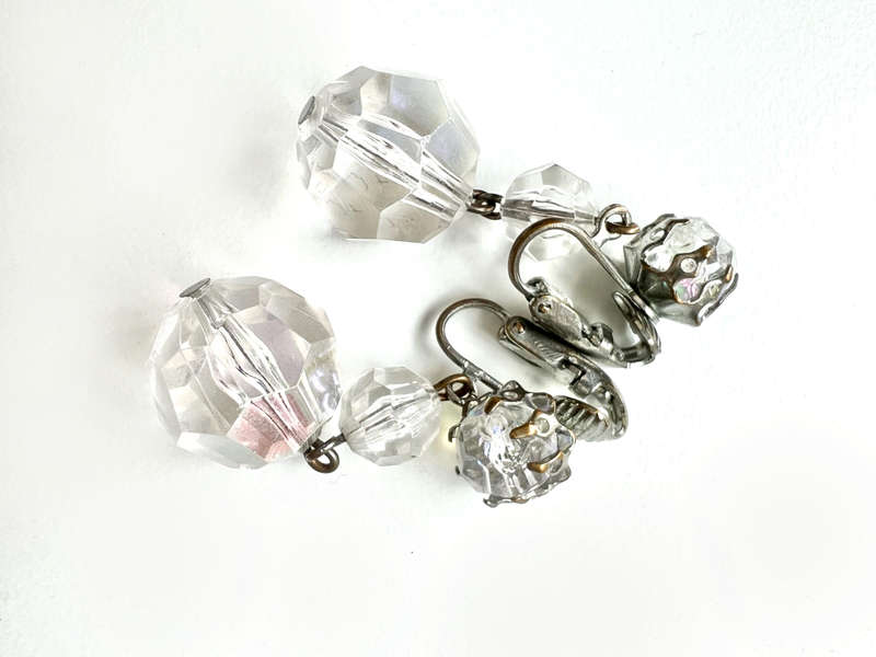 Earrings - Vintage Silver Tone Clip Ons. Dangle Style Iridescent Balls ML1956
