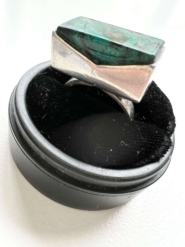 Ring - Vintage Designed. 925 Silver Finland Malacite Gemstone ML1960