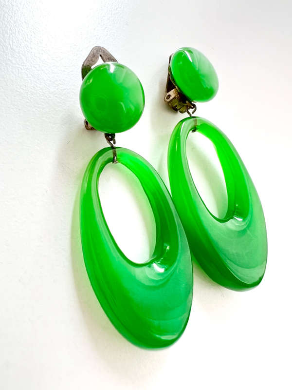 Earrings - Retro Clip Ons with Drop Oval Design. Jade Colour Resin ML1976