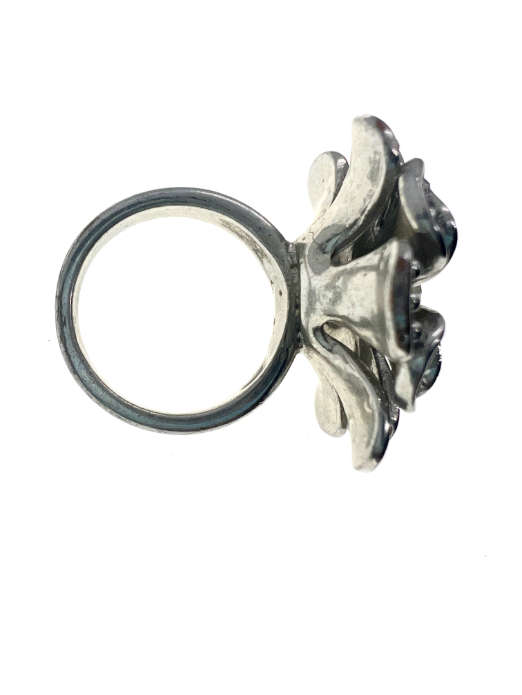 Ring - Vintage Silver Tone Cocktail Cluster Flower Ring - ML2202