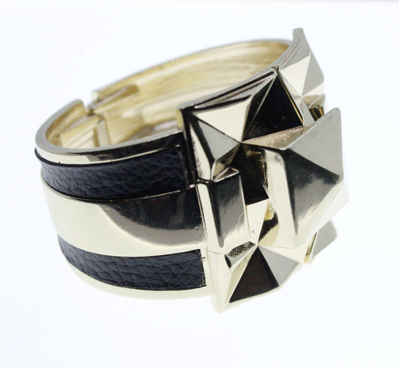 Bangle - Vintage Gold Tone Square in Middle of Triangle Pattern. Black Leather Type Bands - ML2315