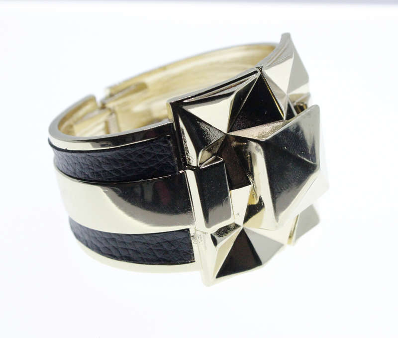 Bangle - Vintage Gold Tone Square in Middle of Triangle Pattern. Black Leather Type Bands - ML2315