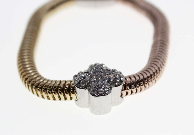 Bracelet - Two Tone (Bronze/Gold) Bracelet with Diamantes 4 Leaf Clover. Magnetic Clasp - ML2316