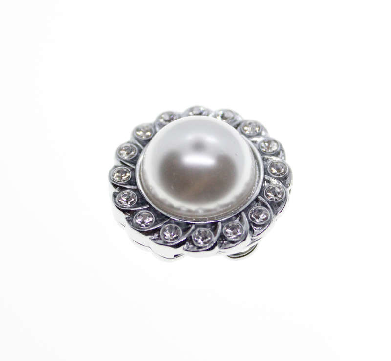 Brooch - Fashion Magnet Brooch with Large Faux Pearl Surrounded by Diamantes - ML2323