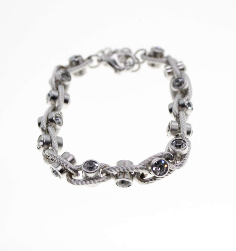 Bracelet - Fashion Silver Tone Link Style Bracelet with Diamantes in Between Each Link - ML2345