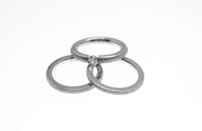 Rings - Fashion Stainless Steel Sparkle, 2 x Bands and Large Diamante, Stamped Del Coursy - ML2348