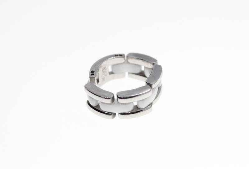 Ring - Fashion Silver Tone Link Style Ring with White Links in Between, Stamped Del Coursy - ML2352