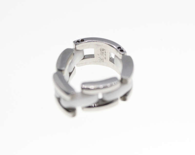 Ring - Fashion Silver Tone Link Style Ring with White Links in Between, Stamped Del Coursy - ML2352
