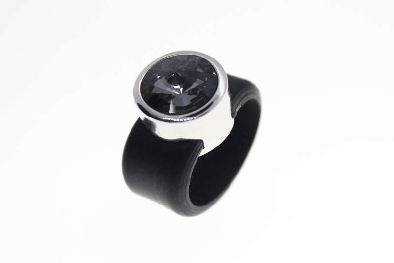 Ring - Silver Tone Fashion Rubber Band Ring with Large Synthetic Smokey Stone - ML2355