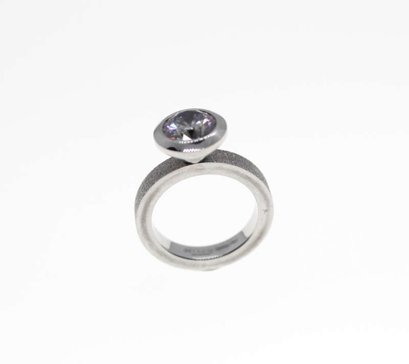 Ring - Fashion Stainless Steel Sparkle Diamante with 2 x Side Bands,Stamped Del Coursy - ML2359