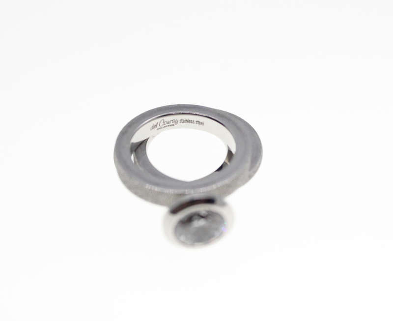Ring - Fashion Stainless Steel Sparkle Diamante with 2 x Side Bands,Stamped Del Coursy - ML2359