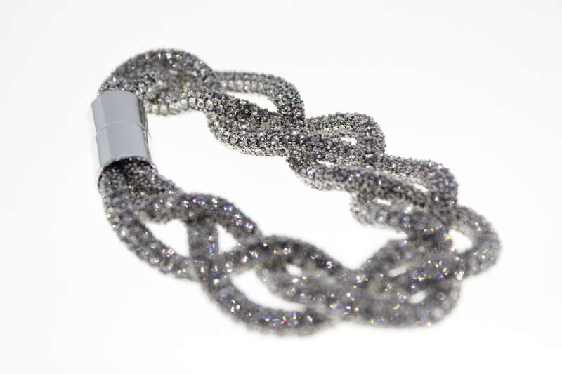 Bracelet - Fashion Intertwining Plait Style Magnetic Bracelet, Diamantes Silver Tone - ML2360