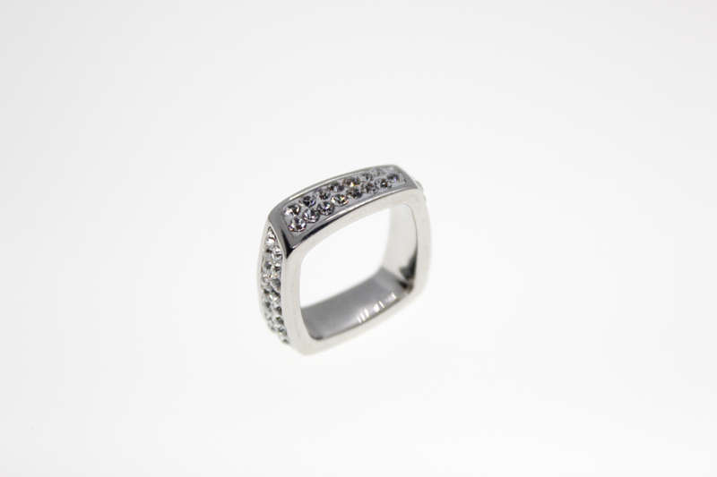 Ring - Fashion Silver Tone Rectangular Shape with Diamantes on a White base, Stamped Inori - ML2361
