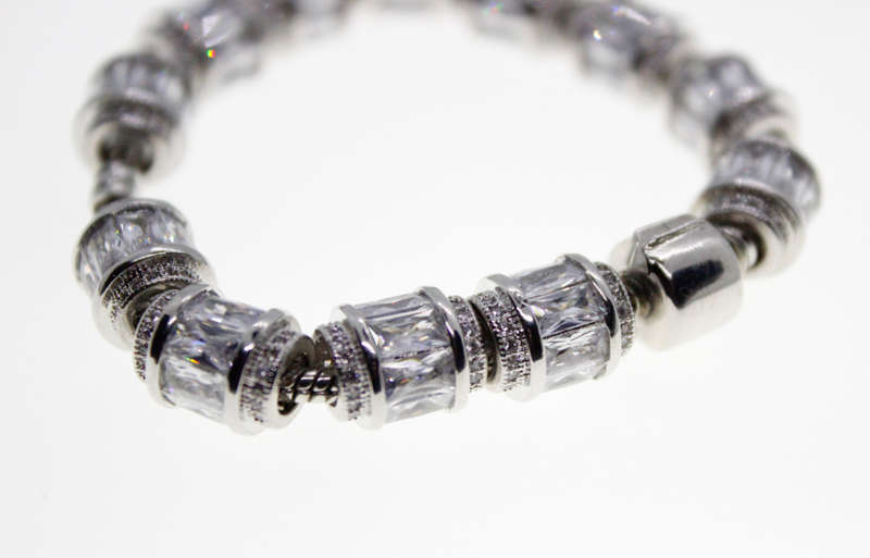 Bracelet - Fashion Barrel Style Silver Tone Bracelet with Crystal Beads with Parve Design - ML2363