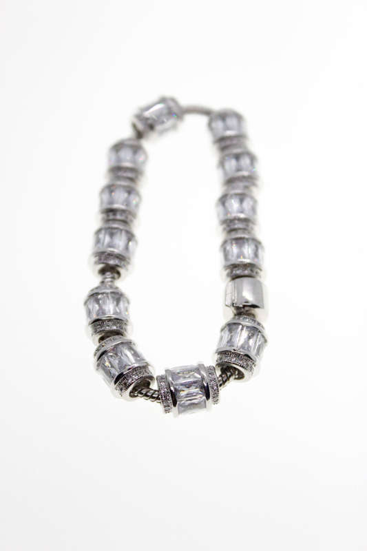 Bracelet - Fashion Barrel Style Silver Tone Bracelet with Crystal Beads with Parve Design - ML2363