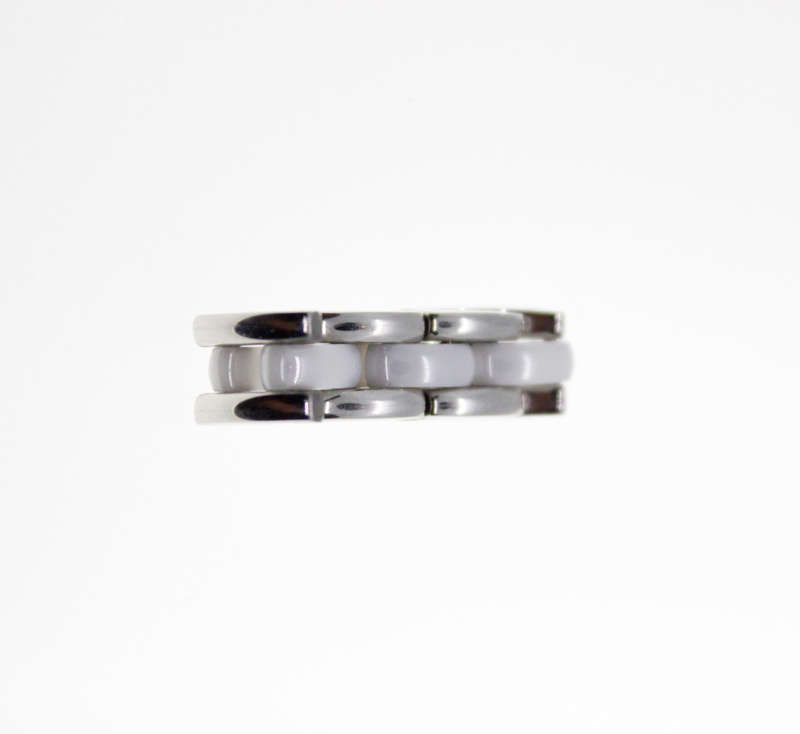 Ring - Fashion Silver Tone Link Style Ring with White Links Between, Stamped Del Coursy - ML2364