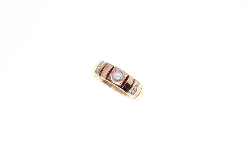 Ring - Fashion Nomination Stamped 925 Ring with Diamantes and White Centre Bead - ML2386