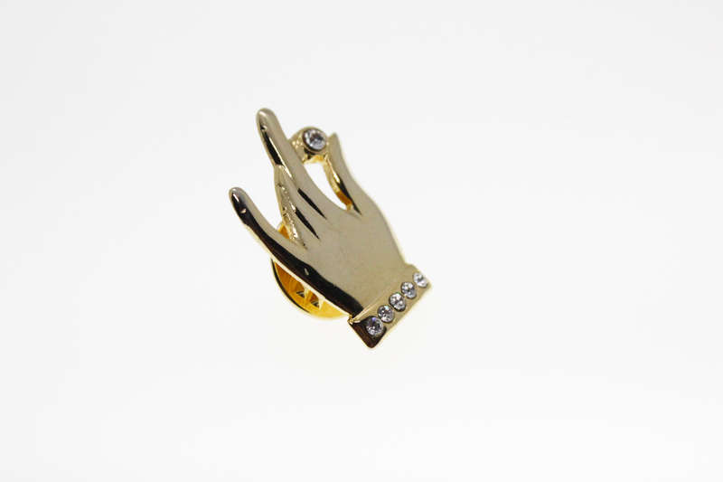 Brooch - Vintage Gold Tone Hand Shaped Brooch with Diamantes - ML2420