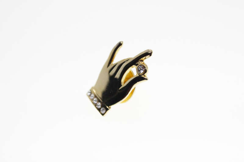 Brooch - Vintage Gold Tone Hand Shaped Brooch with Diamantes - ML2420