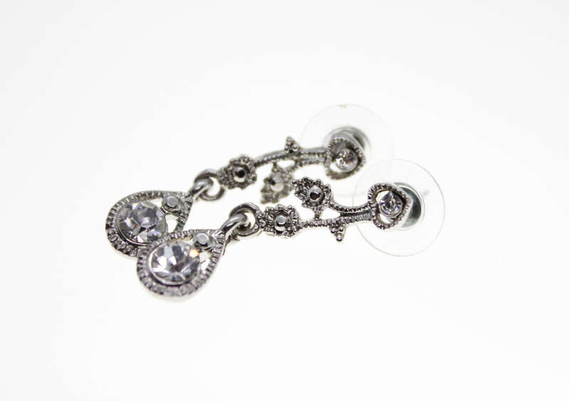 Earrings - Vintage Silver Tone Teardrop Diamante and Studded Earrings - ML2424